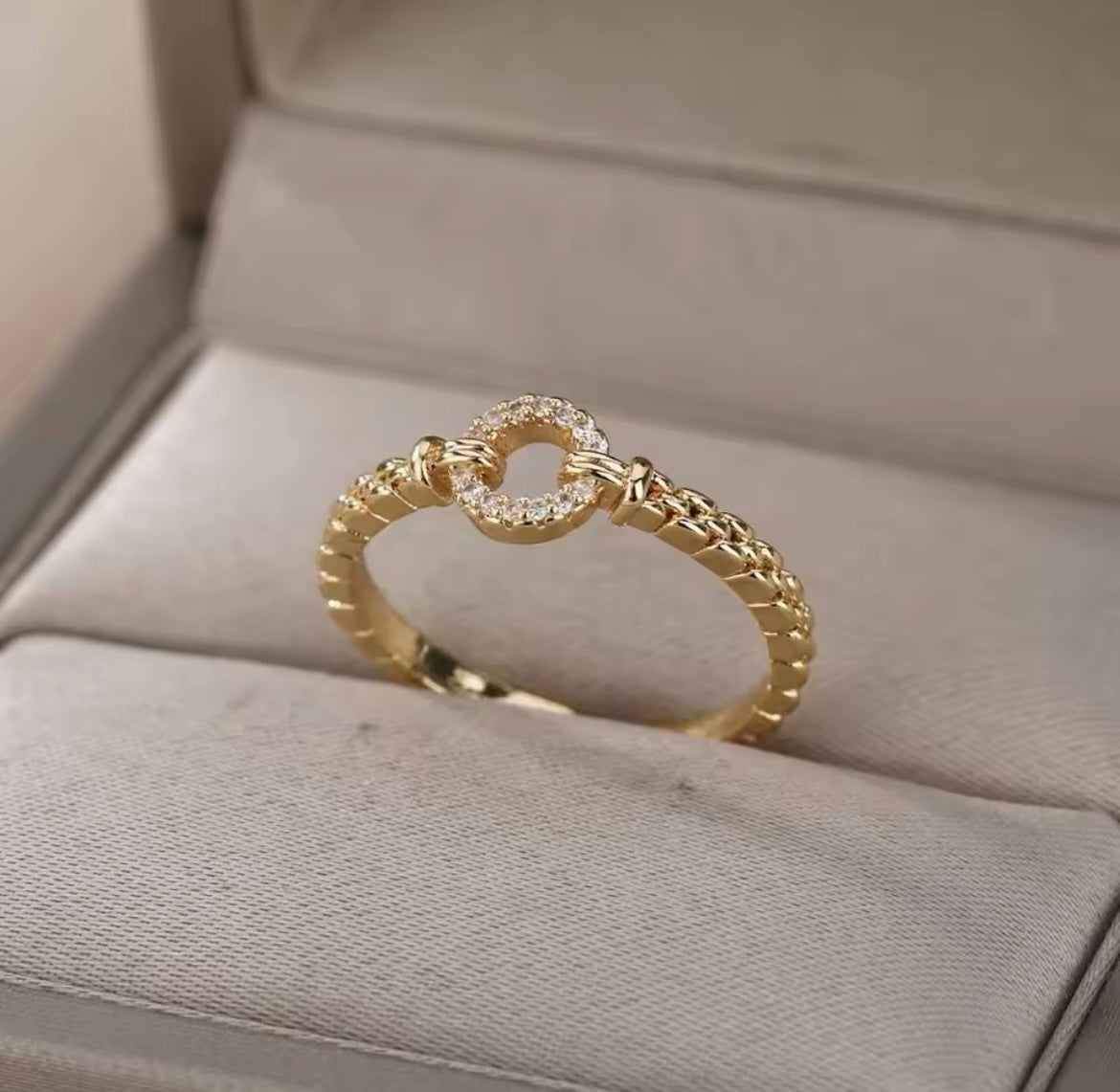 Bague Étincelante Iconique